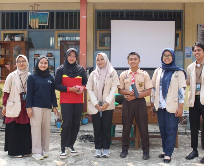 Kegiatan Kokurikuler Sosialisasi “Gaya Hidup Sehat” Kegiatan Kokurikuler Sosialisasi “Gaya Hidup Sehat”