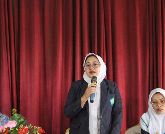 Penyuluhan Kesehatan "Menjaga Kesehatan dan Kebersihan Remaja usia 12-13 Tahun"