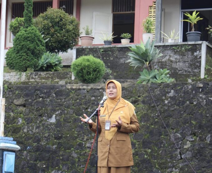 Pelaksanaan Pagi Ceria dan Upacara Bendera pada Hari Pertama Semester Genap