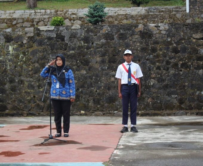 Peringatan HUT RI Ke 61 SMP Negeri 3 Getasan