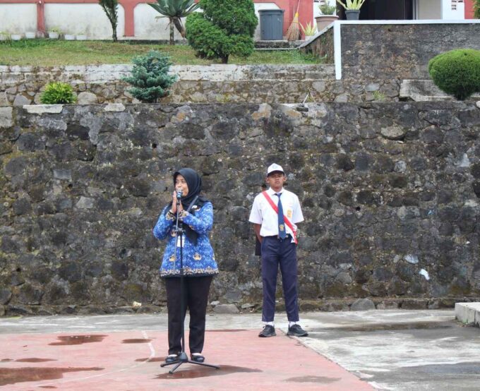 Peringatan HUT RI Ke 61 SMP Negeri 3 Getasan